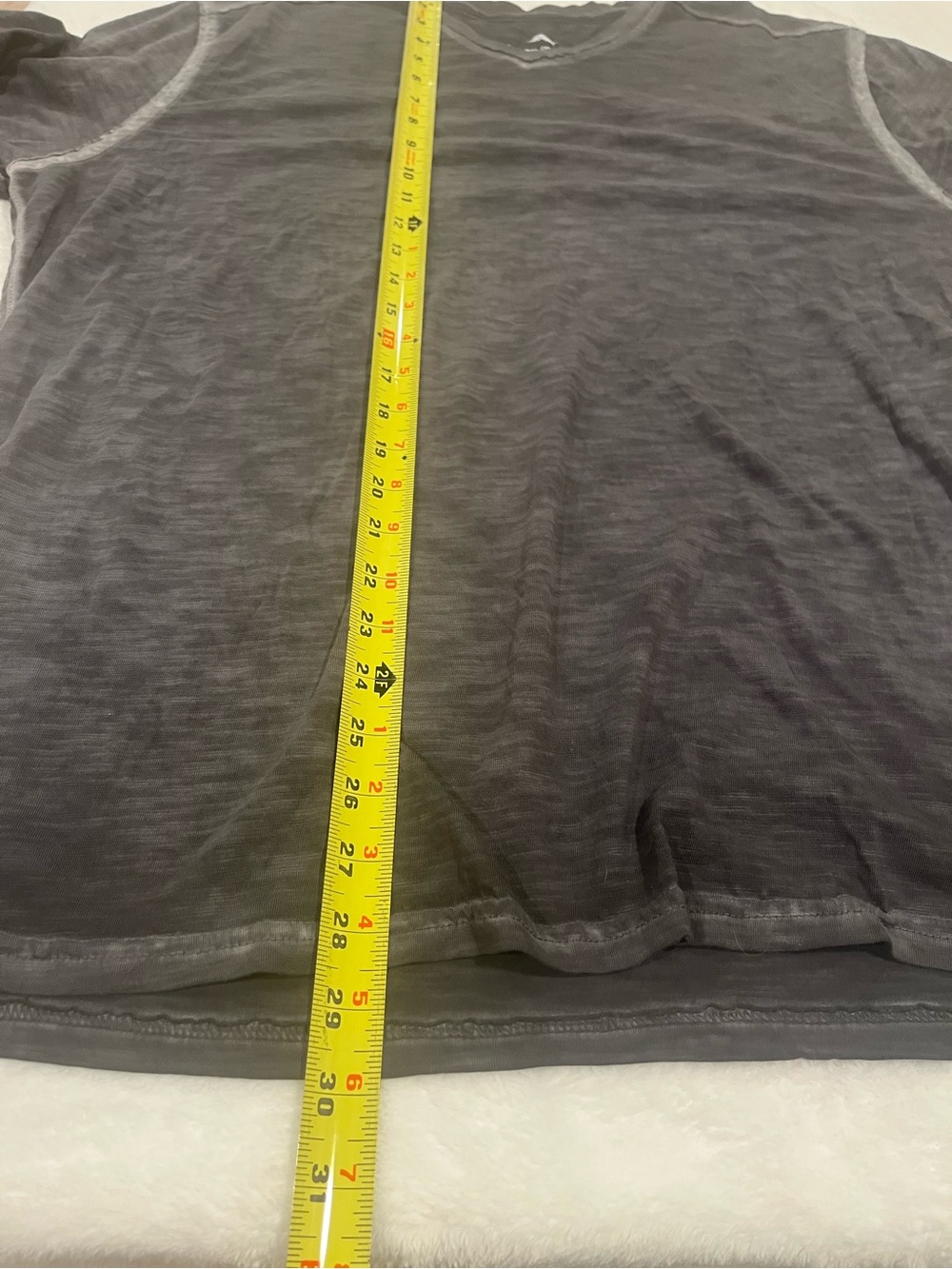 Tommy Bahama 100% Pima Cotton V Neck Tee - XL - Picture 5 of 5